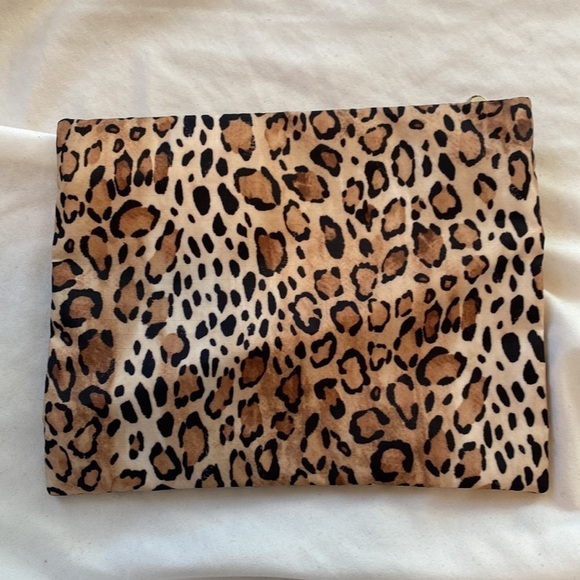 LeSportsac Ombré Cheetah Deluxe Shoulder Satchel - Picture 13 of 13